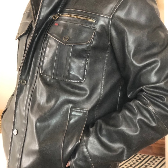 Black Levi’s Leather Jacket - Picture 6 of 8